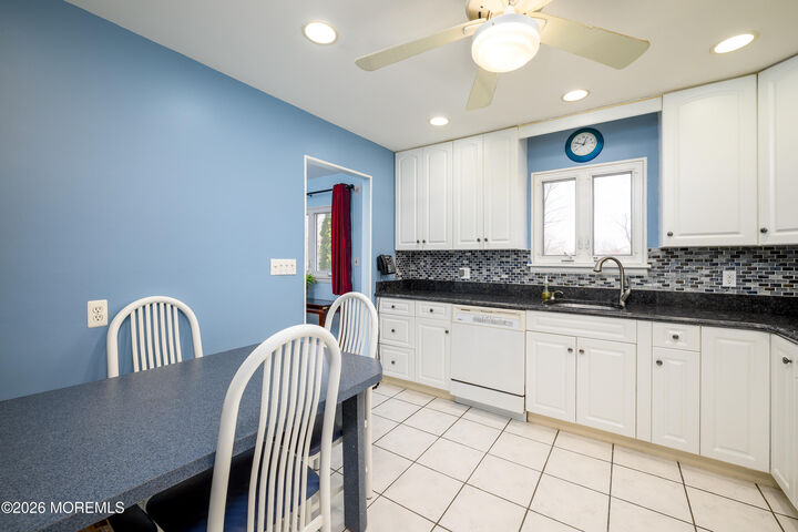 Property Photo:  43 Westbrook Road  NJ 07731 