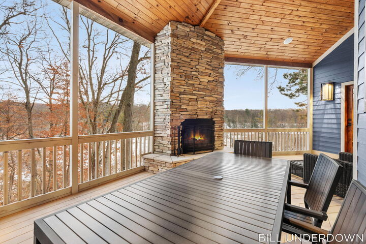 Property Photo: 3293 Timberidge Trail MI 49453