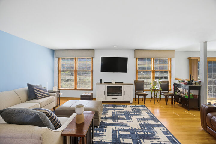 Property Photo: 11919 Somerset Road IL 60467