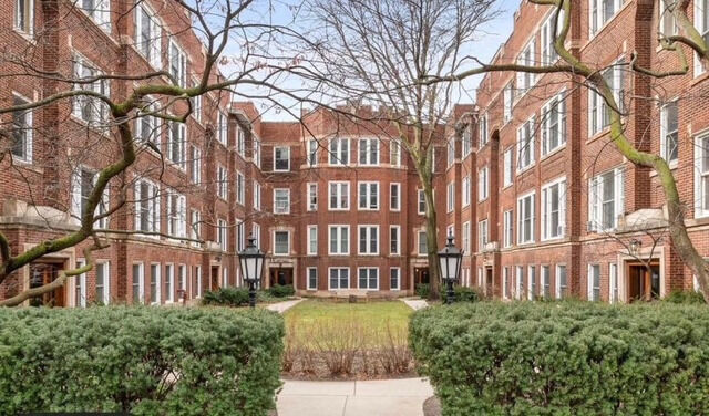 Property Photo:  5470 S Woodlawn Avenue 1E  IL 60615 