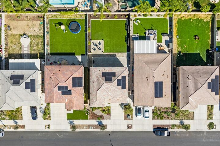 Property Photo:  32906 Forgecroft  CA 92584 