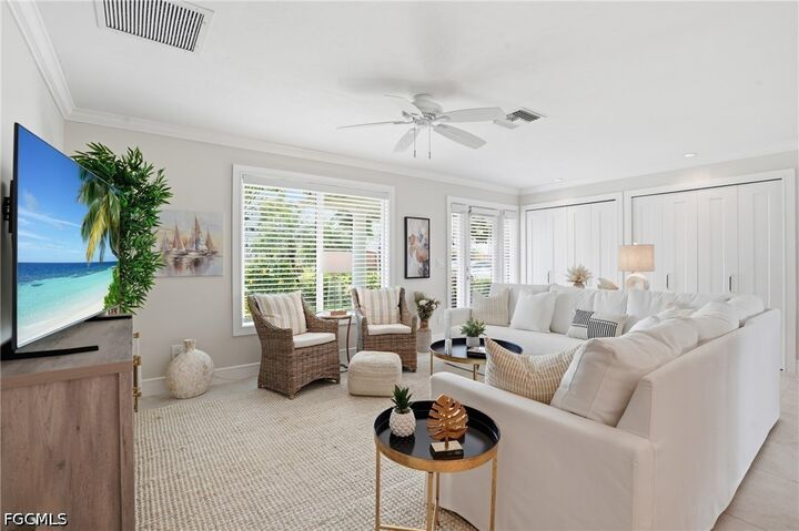 Property Photo: 20 Bayview Boulevard FL 33931