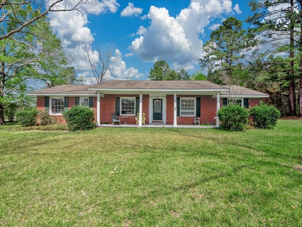 Property Photo:  9021 Highway  69 S  TX 75949 