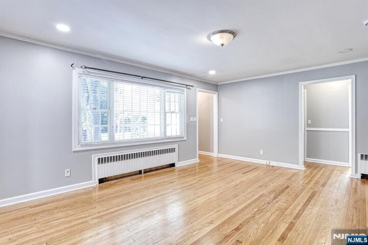 Property Photo:  420 Central Avenue  NJ 07446 