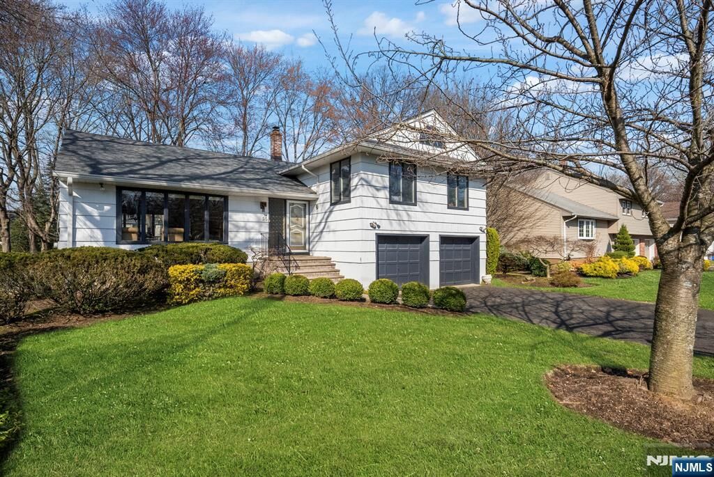 Property Photo:  55 Walnut Drive  NJ 07670 
