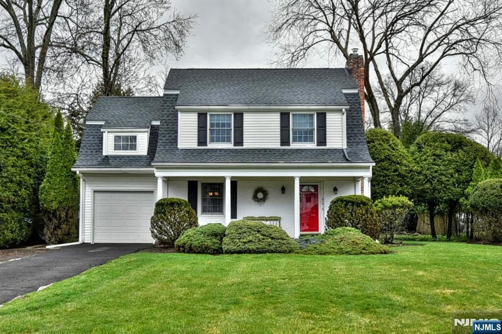 Property Photo: 314 Canterbury Drive NJ 07446