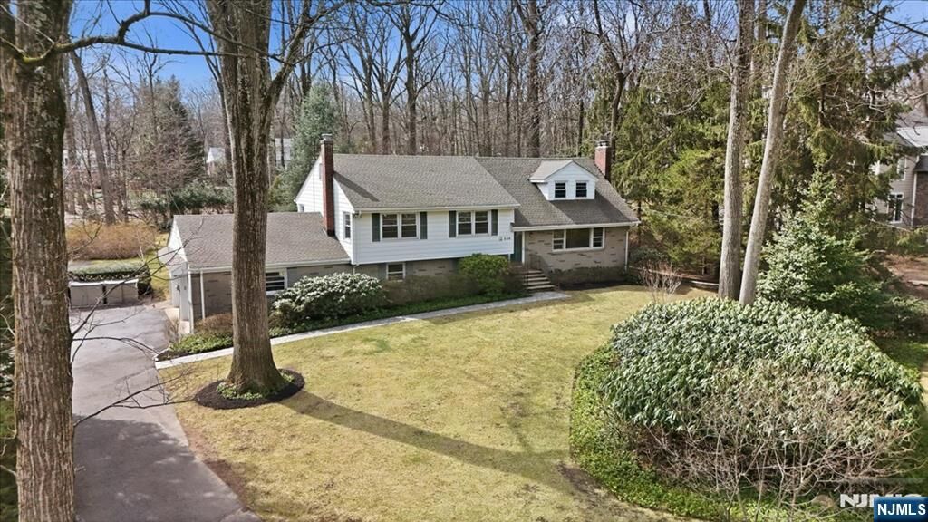 Property Photo: 548 Covington Place NJ 07481