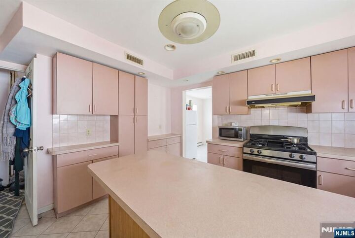 Property Photo:  106 Summit Avenue  NJ 07003 