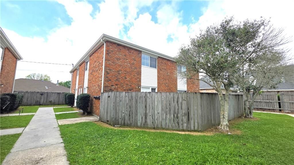 Property Photo: 223 Melvyn Drive C LA 70037