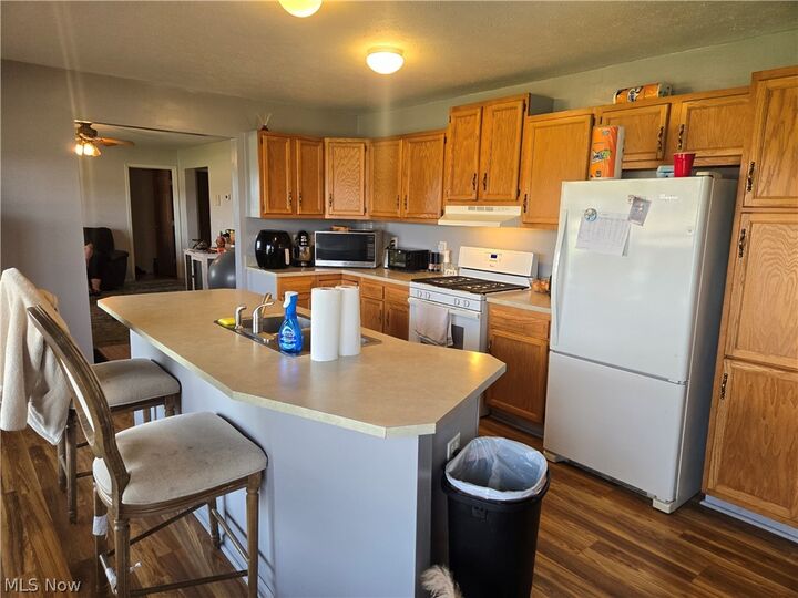 Property Photo:  389 State Route 511  OH 44859 