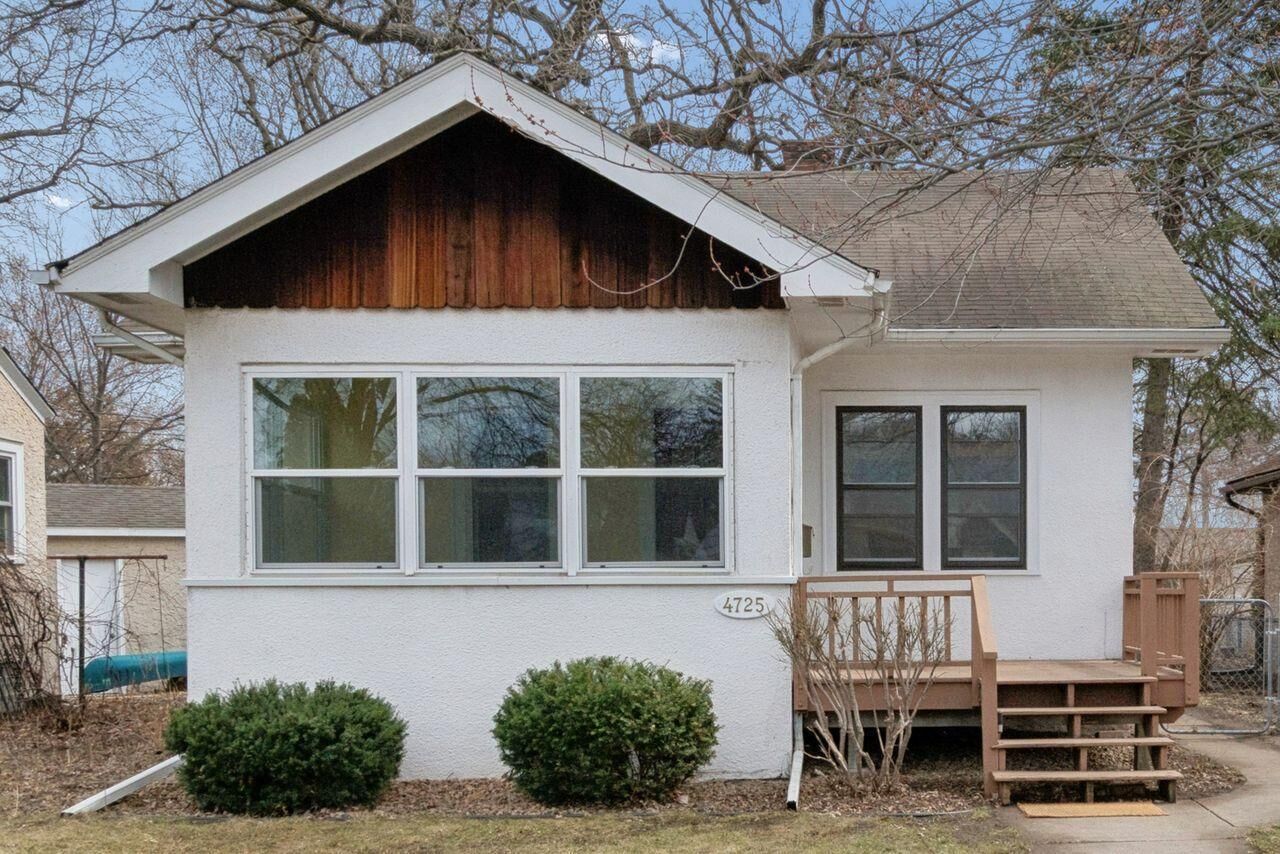 Property Photo:  4725 37th Avenue S  MN 55406 