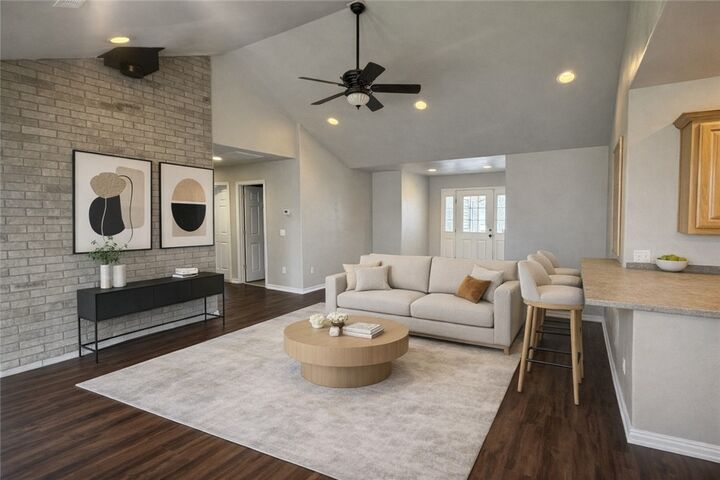 Property Photo: 77 Ingleborough Drive AR 72715