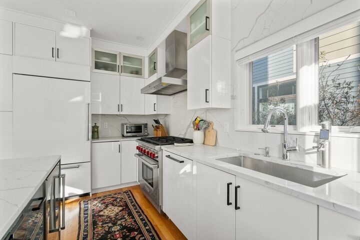 Property Photo:  1498 Cambridge St 2  MA 02139 