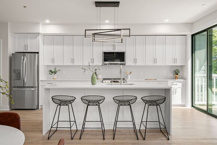 Property Photo:  260 Elm St  MA 02149 