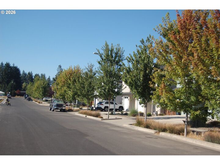 Property Photo:  88558 Jameson Way  OR 97487 