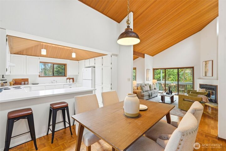 Property Photo: 2545 NE 95th Street WA 98115