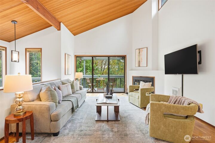 Property Photo:  2545 NE 95th Street  WA 98115 