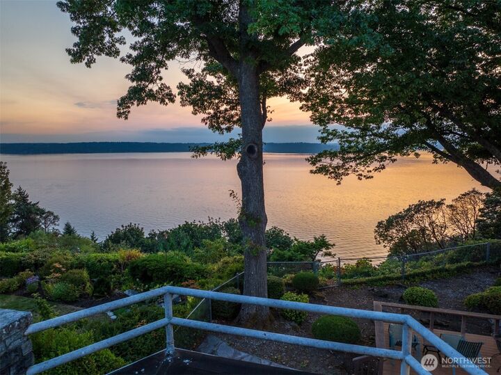 Property Photo: 10445 Marine View Drive SW WA 98146