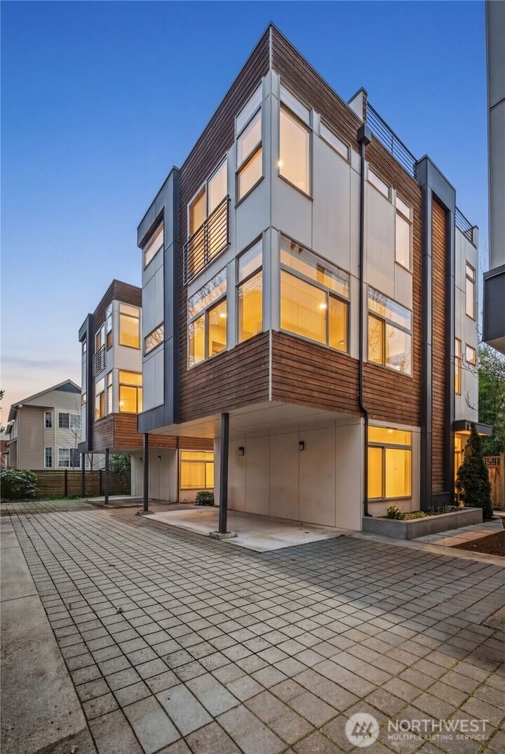 Property Photo:  1727 NW 60th Street  WA 98107 