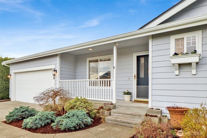 Property Photo:  2003  Heartland Drive  WA 98264 