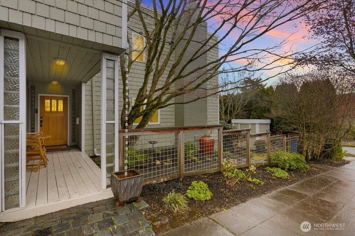 Property Photo:  4200 SW Atlantic Street  WA 98116 