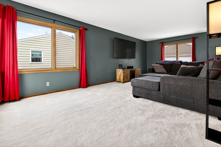 Property Photo:  1041 Shannon Street  WI 54956-3637 