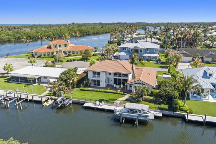 Property Photo: 8565 SE Palm Street FL 33455