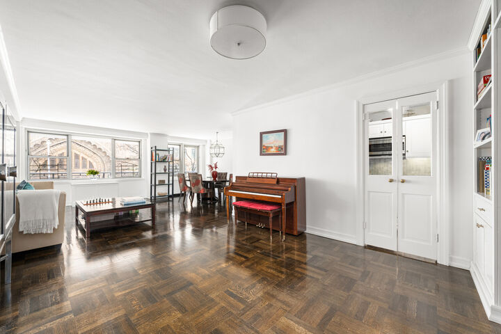 Property Photo:  55 E 87th Street 4jk  NY 10128 