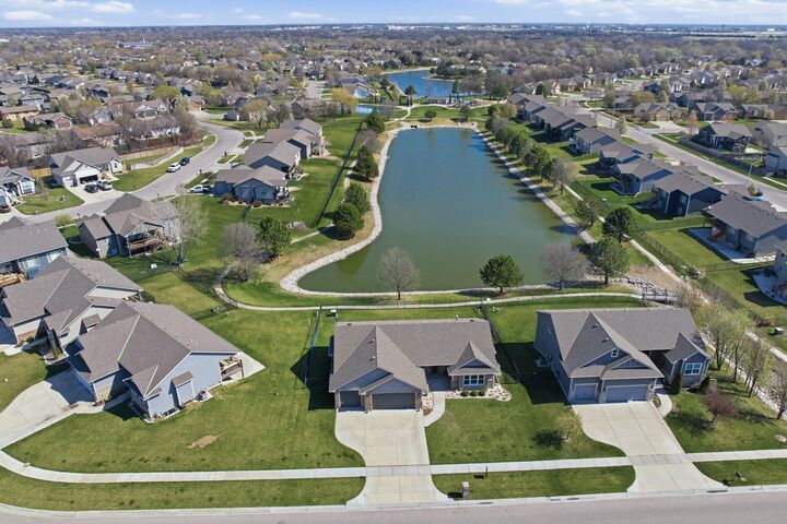 Property Photo: 2634 S Lark Ln KS 67215