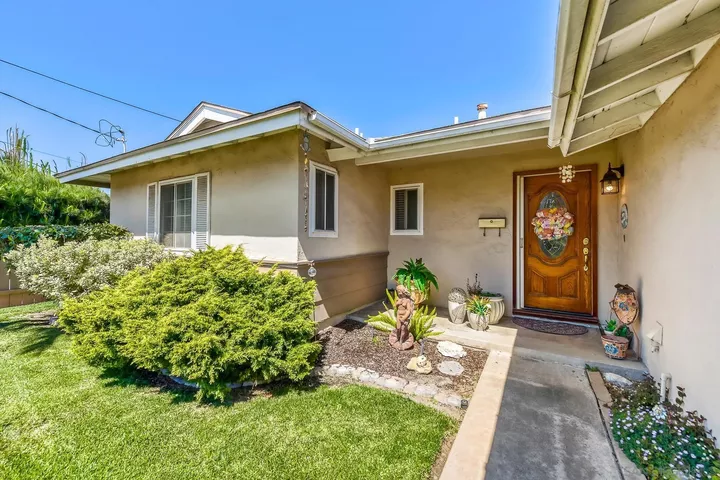 Property Photo:  8376 Mono Lake Dr  CA 92119 