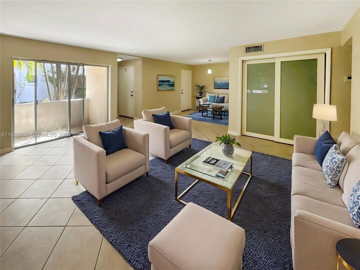 Property Photo: 9454 SW 77th Ave S1 FL 33156