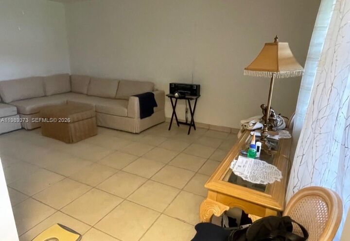 Property Photo:  5300 Washington St F215  FL 33021 