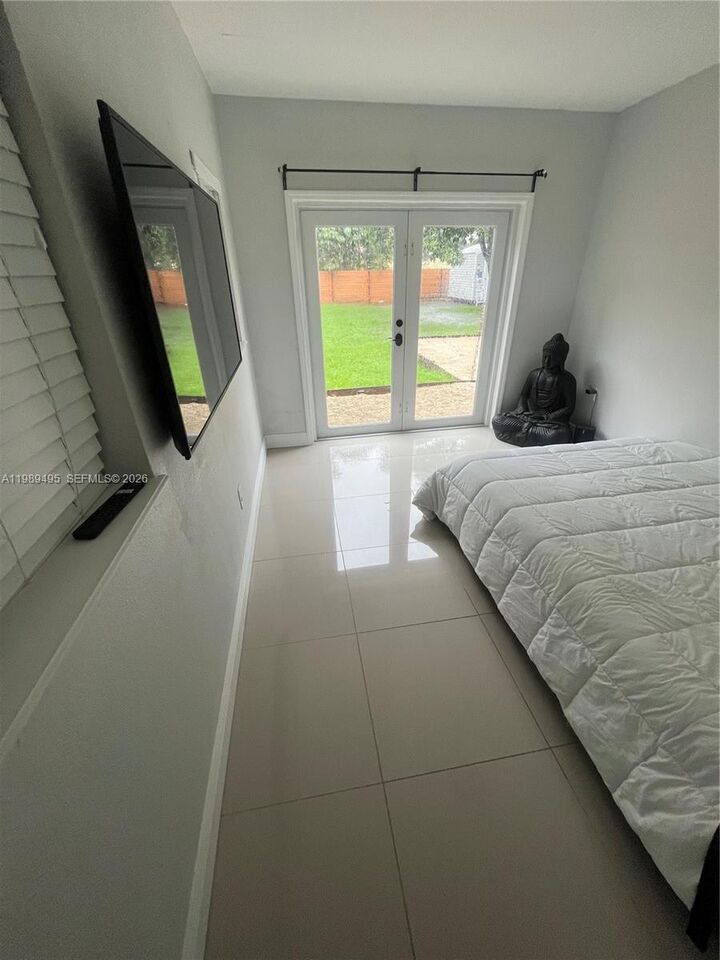 Property Photo:  531 Forrest Dr  FL 33166 