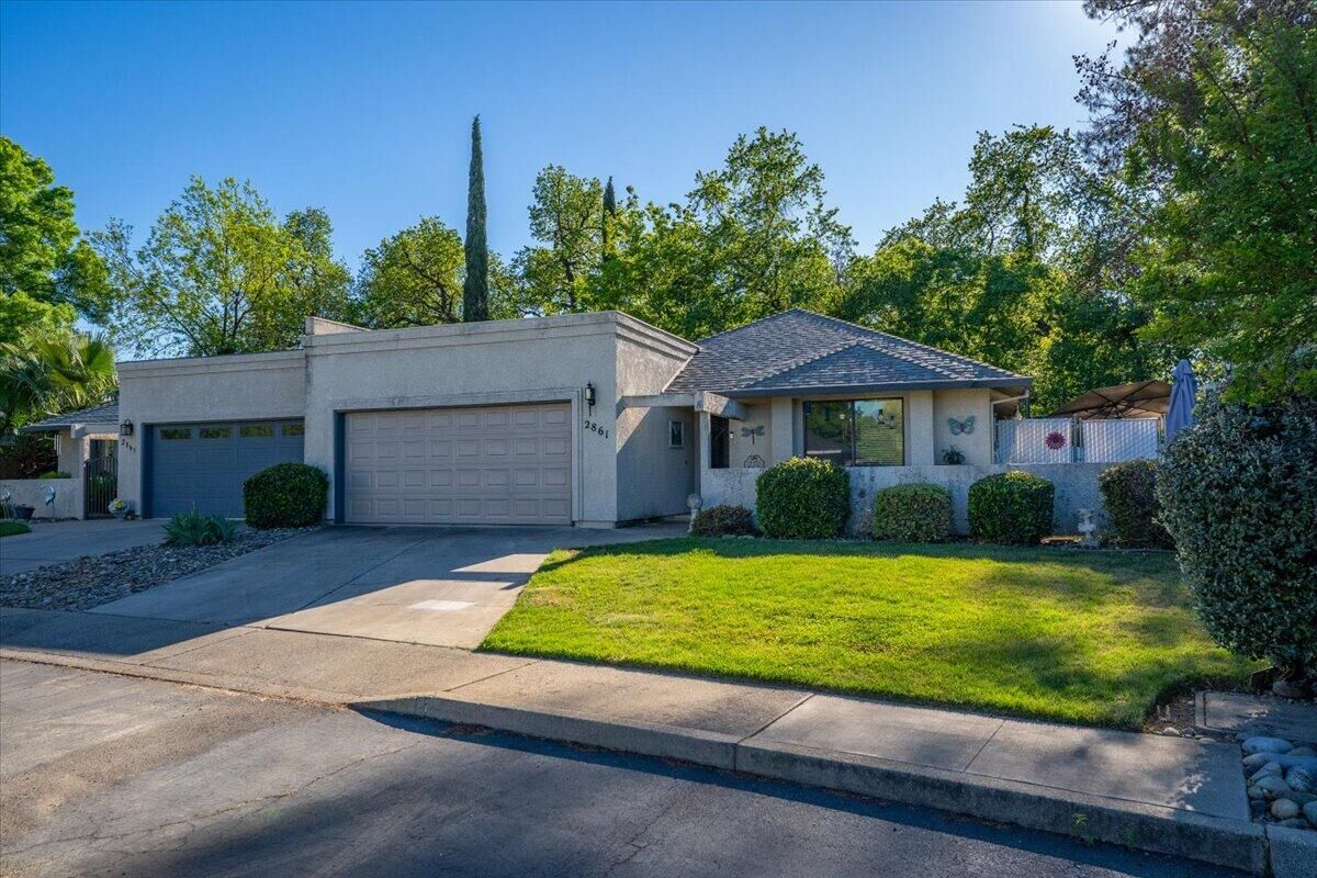 Property Photo: 2861 Shotwick Trail CA 96002