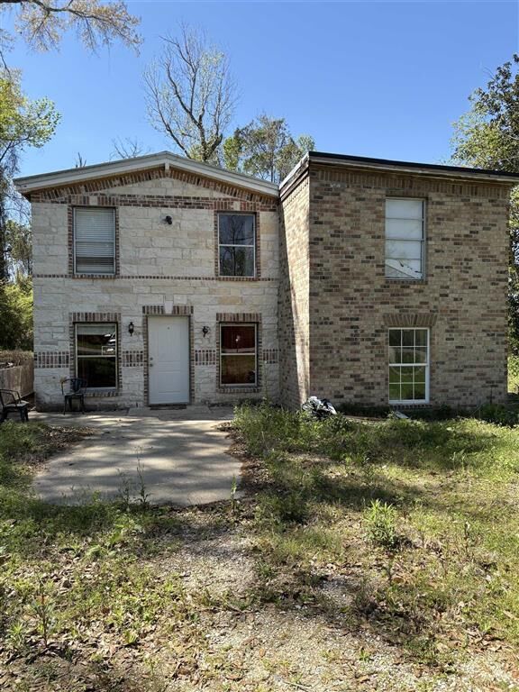 Property Photo:  205 Thelma Lane  LA 70611 