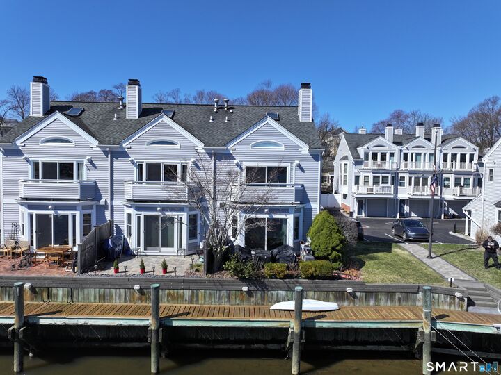 Property Photo:  225 Front Street 1  CT 06513 