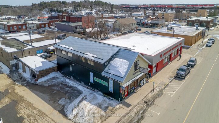 Property Photo: 47 Gibson Street ON P2A 1X1