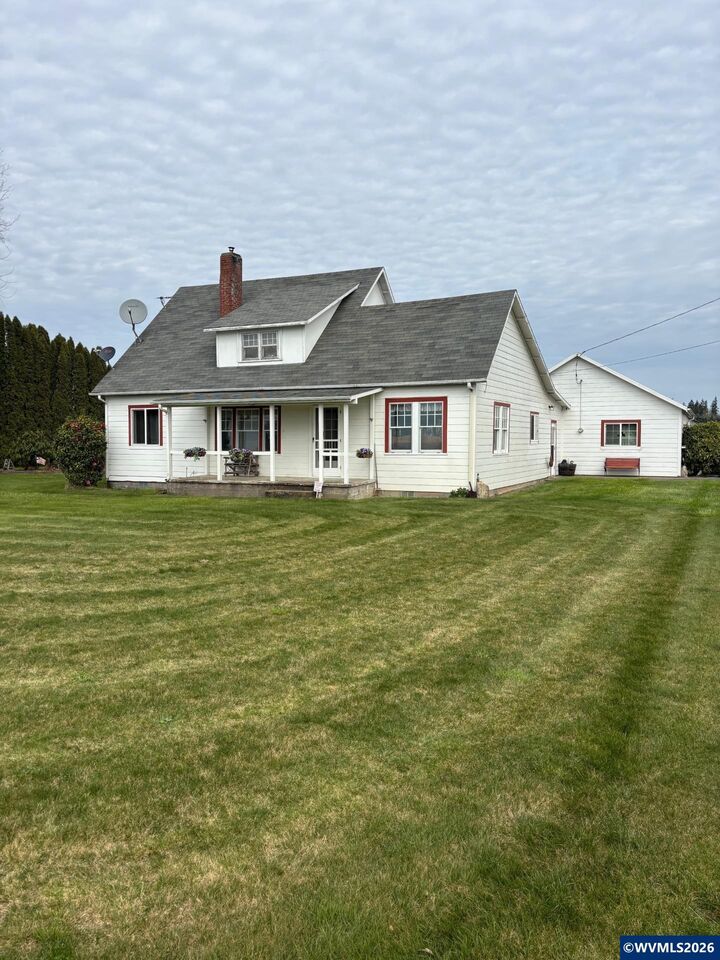 Property Photo:  6605 Fruitland Rd NE  OR 97317 