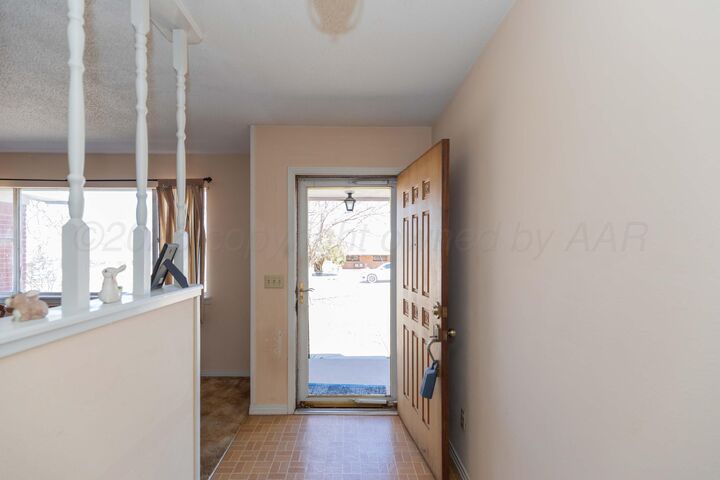 Property Photo:  716 Fairlane Street  TX 79108-4218 