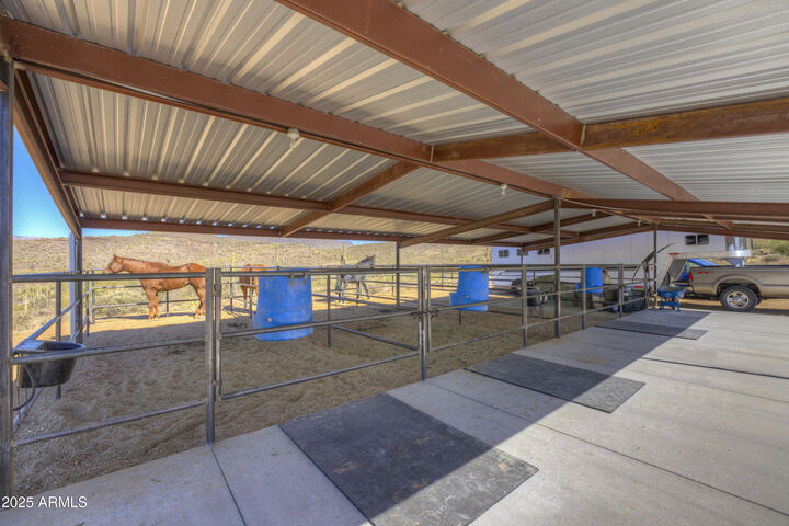 Property Photo:  40445 N 32nd Street  AZ 85331 
