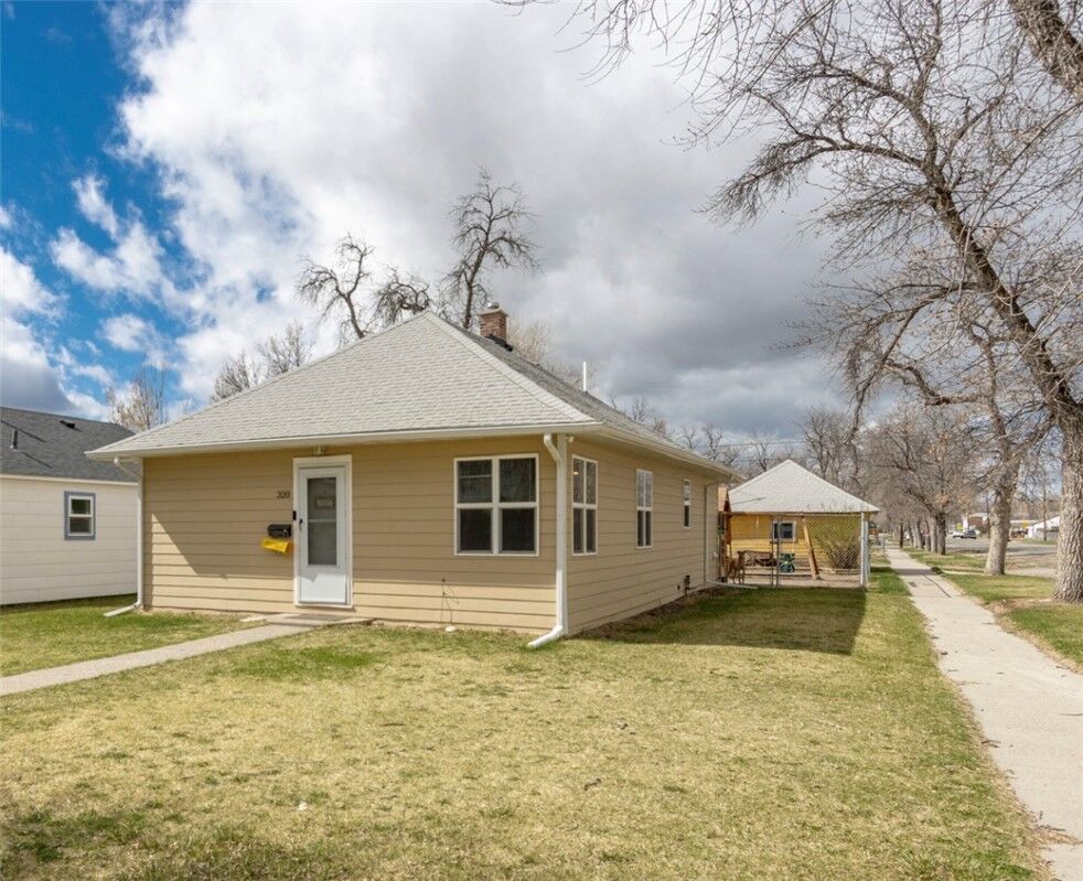 Property Photo:  320 4th Avenue  MT 59044 