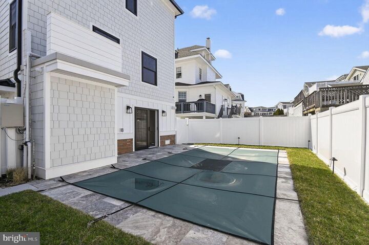 Property Photo:  14 Gardens Road  NJ 08226 