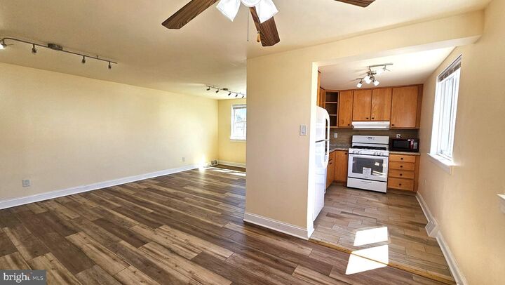 Property Photo:  2806 Ryerson Place 1st Floor  PA 19114 