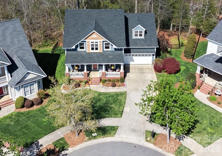 Property Photo:  10238 Edgecliff Road  NC 28078 