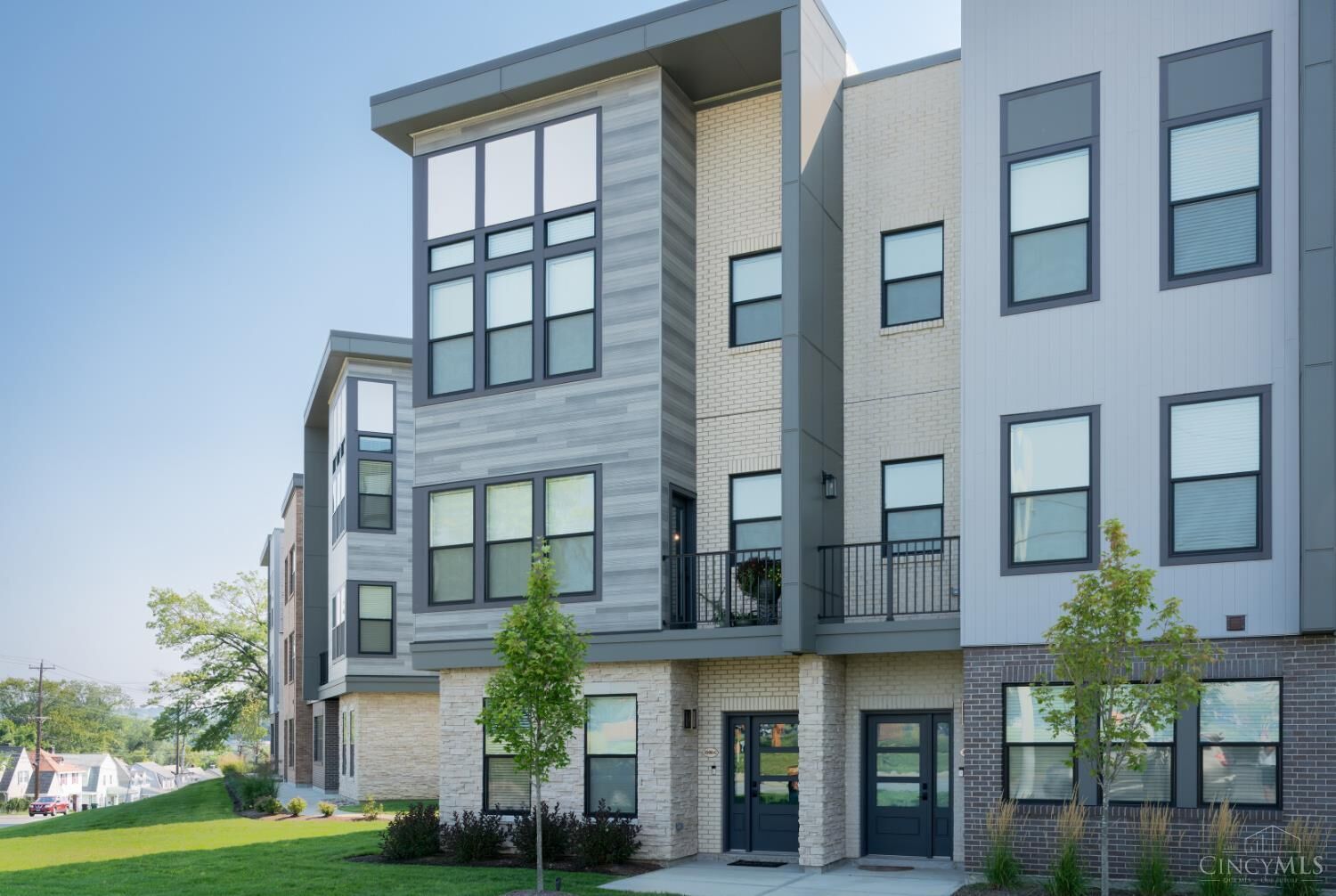 Property Photo:  3500 Madison Park Avenue  OH 45209 