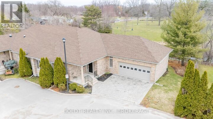 Property Photo:  139 Glendale Avenue 6  ON L2T 2K2 
