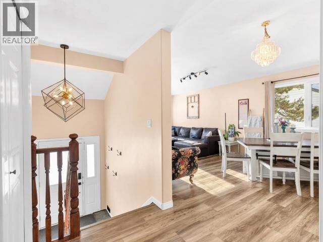 Photo de la propriété: 33 Lazulite Drive YT Y1A 6A5