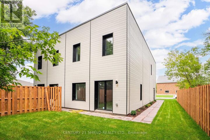 Property Photo:  6645 Glen Walter Park Road  ON K6H 5R5 