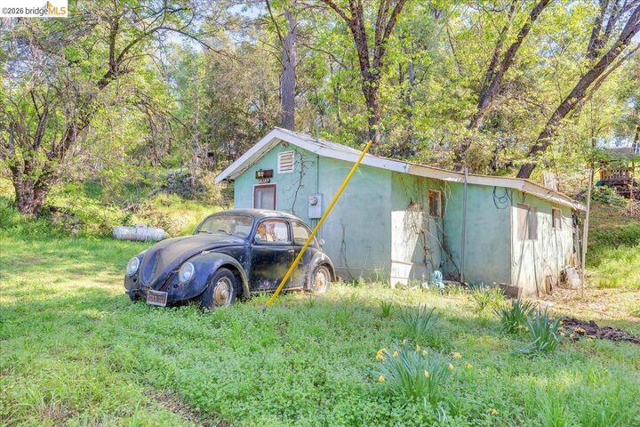 Property Photo: 18589 Rozier Ave CA 95379