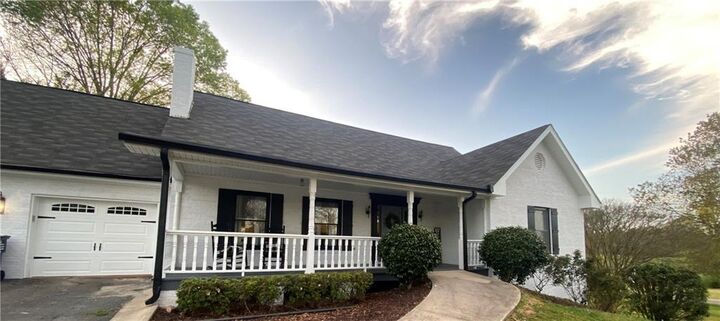 Property Photo: 3925 Mark Lake Road GA 30028